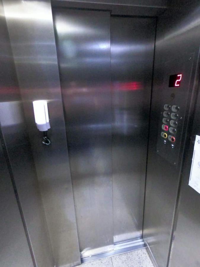 Sala Living Em Predio Familiar Na Av Da Praia Santos  Dış mekan fotoğraf