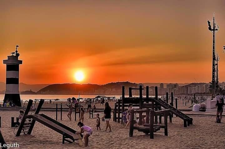 Sala Living Em Predio Familiar Na Av Da Praia Santos  Dış mekan fotoğraf